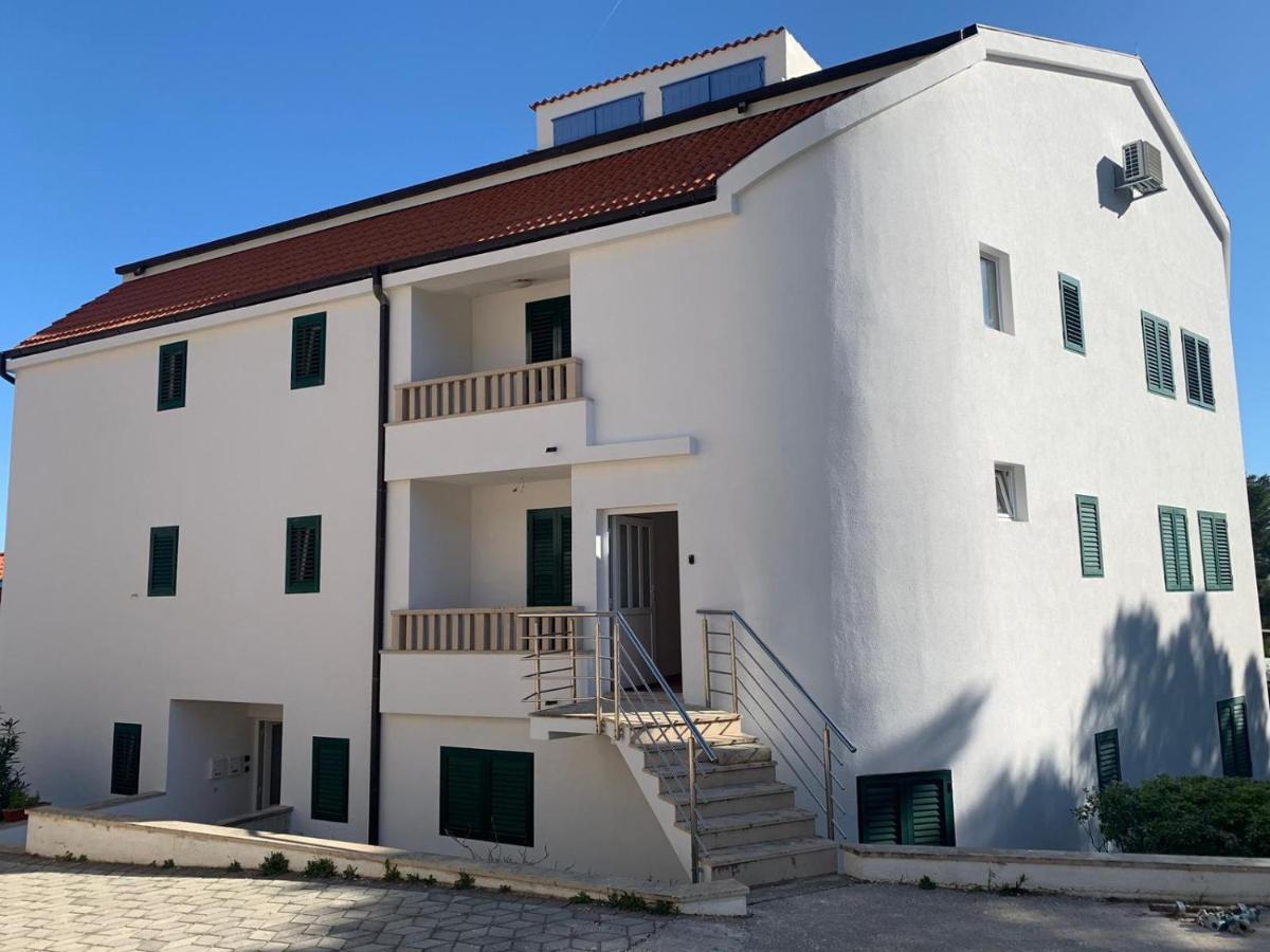 Tia Maria Apartment Bol Exterior photo